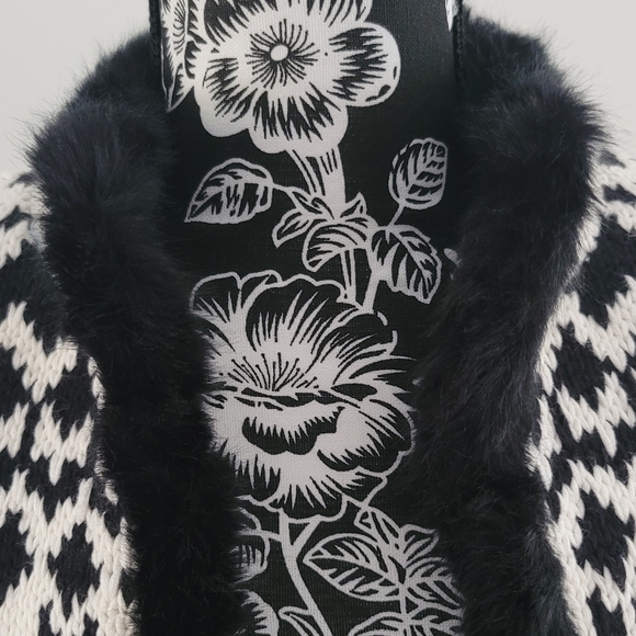 Talbots knit vest - Picture 2 of 6